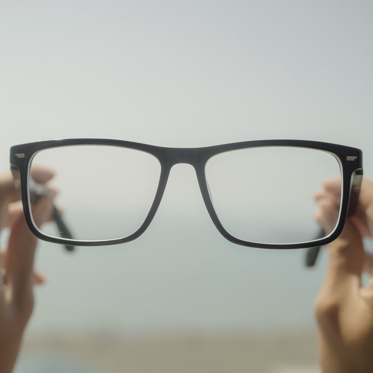 スマートグラス オーディオグラス EyeRevo アイレボ リモートワークに特化して開発 ナチュラルデザイン まるで普通のメガネ